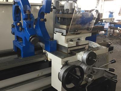 LYC series Gap Metal Lathe (Spindle Hole φ80mm)